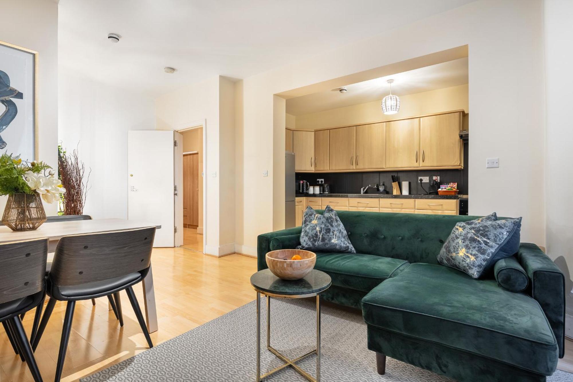 Elegant Kensington Apartment With Patio Λονδίνο Εξωτερικό φωτογραφία