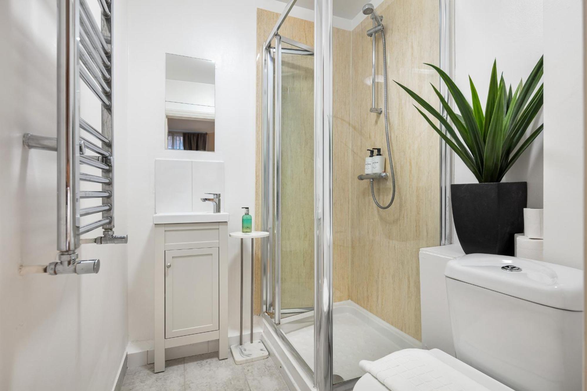 Elegant Kensington Apartment With Patio Λονδίνο Εξωτερικό φωτογραφία