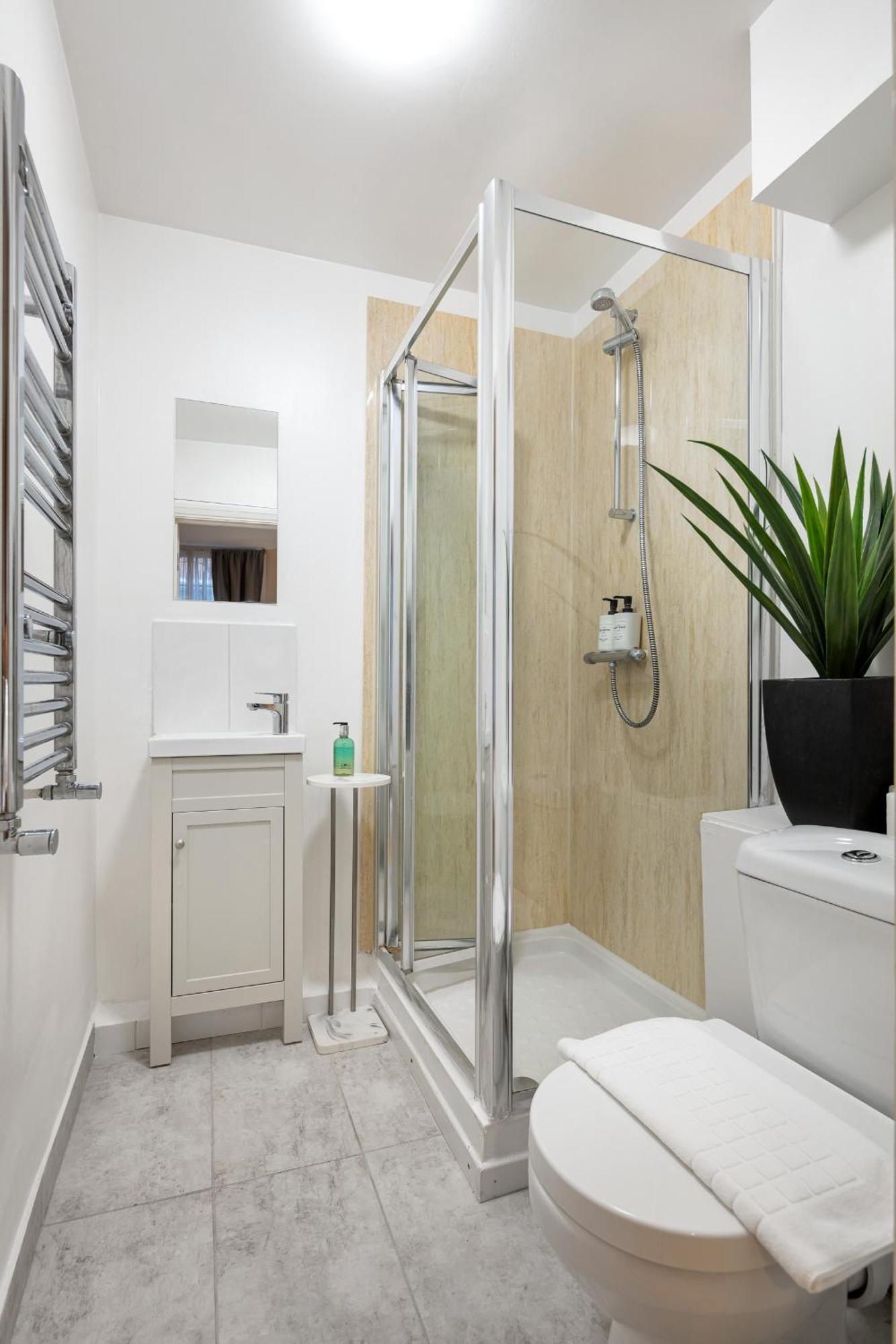 Elegant Kensington Apartment With Patio Λονδίνο Εξωτερικό φωτογραφία