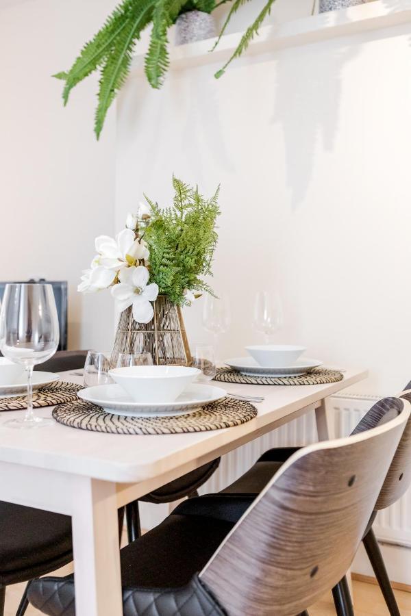 Elegant Kensington Apartment With Patio Λονδίνο Εξωτερικό φωτογραφία